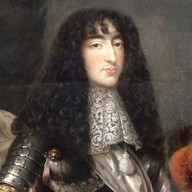 Byl dvakrát ženatý. Ve skutečnosti měl ale rád muže. A netajil se tím. 
