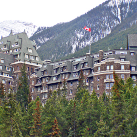 Zlobí tu výtah. Když chcete kupříkladu do přízemí, vyveze vás do čtvrtého patra.