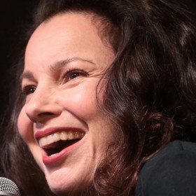 Producent seriálu Jacobson pak později uvedl, že ho velmi pobavilo, že nechce být Trump označován za milionáře, ale jako miliardář.
