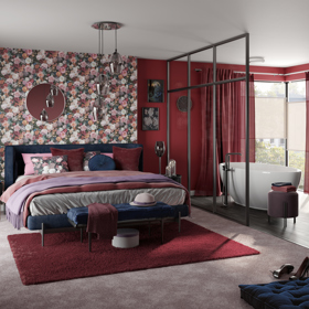 Červená barva nepůsobí agresivně ani ve větší ploše, když víte jak s ní zacházet. 