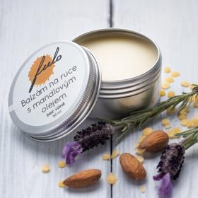 Hebký balzám bez parfemace Feelo obsahuje mandlový olej a včelí vosk a jemně pečuje o citlivou, suchou a popraskanou pokožku. Mandlový olej je jemný, krásně se vstřebává.  I vaše nehty získají přirozeně zdravý vzhled. 206 Kč