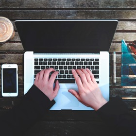 Naučit se ovládat výpočetní techniku patří dnes k základní dovednostem dětí. V současném světě se jim nelze vyhnout 