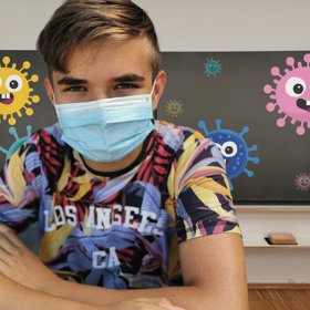 Doba koronová nastavila úplně nový přístup k učení. Notebooky a telefony se staly nezbytnou výbavou malých i velkých školáků.