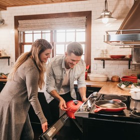 Moderní domácnost se bez elektrospotřebičů neobejde. Vybírejte je s rozumem, abyste potom nedivili při pohledu na účet za energii.