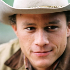 Své fanoušky bavil romanticko-dramatickými rolemi, jako například ve Zkrocené hoře, kde se musel vyrovnat s tím, že se zamiloval do muže...
