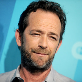 Vadilo mu, že nikoho nezajímá Luke Perry, každý chtěl jenom Dylana.
