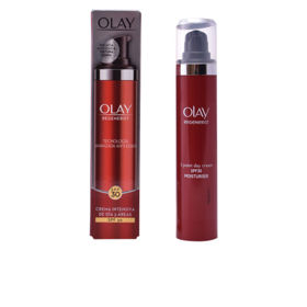 Zpevňovač na krk a dekolt Regenerist Olay, 591 Kč.