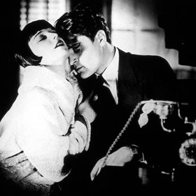 Ledová královna Louise Brooks. V intimnostech vášnivá, v citech však naprosto chladná. Mohly za to rodinné poměry a sexuální zneužívání?