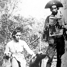 K vůdci loupeživé bandy Lampiãovi přivedlo Marii nešťastné a bezdětné manželství.
