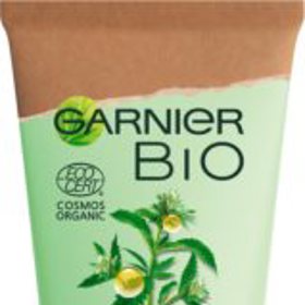 Regenerační krém s konopným olejem, 148 Kč.