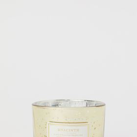 Vonná svíčka ve skleničce, 399 Kč.