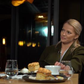 Do talk show Na kafeečko přijala pozvání Šárka Vaňková, kterou můžete znát z první řady hudební soutěže Česko hledá SuperStar.
