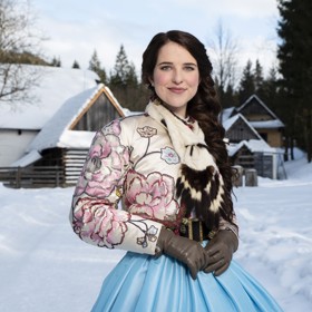 Pro Leonii Brill, pohádkovou princeznu, bylo natáčení v pořádně zasněženém skanzenu dost náročné.