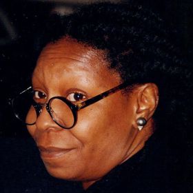 Kdyby se nestala herečkou, pravděpodobně by se dala na právničinu či psychologii. I v těchto oborech se vypráví příběhy.
