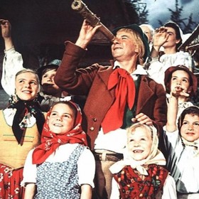 Obušek měl být původně malý a chytrý trpaslík.