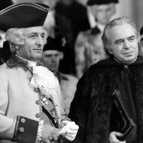 Během natáčení zažili herci pravou ladovskou zimu. O různá zranění nebyla nouze. 
