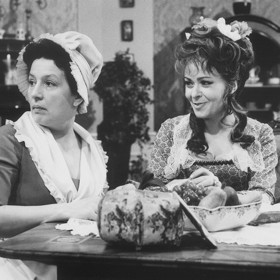 Poslední díl se kvůli cenzuře odvysílal až po sametové revoluci.
