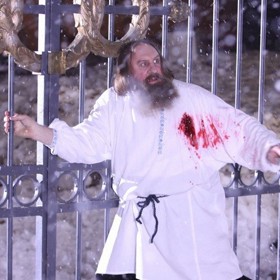 V životopisném dramatu Rasputin ztvárnil slavného mystika herec Gérard Depardieu.