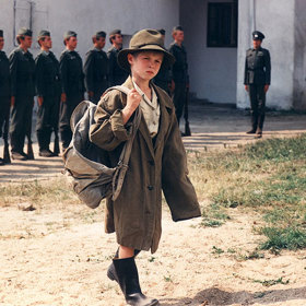 Vojáky wehrmachtu si zahráli studenti letecké školy.