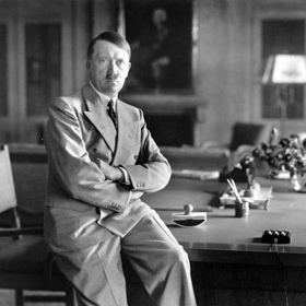 Drogy schvalovala i armáda. Díky nim mohla provést takzvanou bleskovou válku.