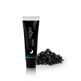 Soutěžte o 3 balíčky Day Night a získejte zářivý úsměv přírodní cestou