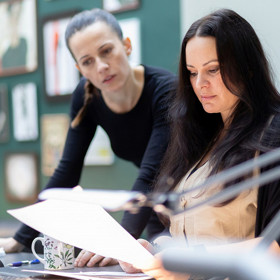 V hlavní roli vyšetřovatelky Karin uvidíme Jitku Čvančarovou.