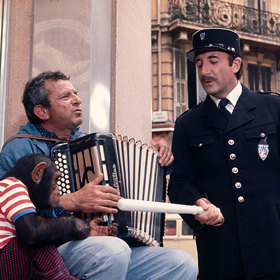 Návrat Růžového pantera je další díl z úspěšné filmové série s inspektorem Clouseauem v podání Petera Sellerse.