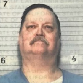 Udal se sám, neboť mu vadilo, že se o jeho činech nemluví v rádiu. Dostal doživotní trest bez možnosti propuštění.