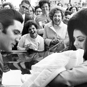 Se ženou Priscilou se poznal v Německu, když jí bylo pouhých 14 let. Vzali se až po šesti letech a přivedli na svět dceru.