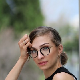 U čtvercového obličeje se rozhodně vyhněte hranatým obroučkám.