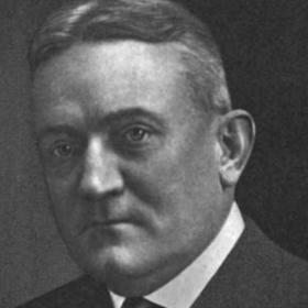 Henry Cotton věřil, že šílenství vzniká ze zánětů v těle, které lze vyléčit jen chirurgickými zákroky.