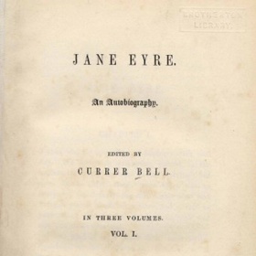 Román Jana Eyrová vypráví zčásti životní příběh dvou ze sester Brontëových.