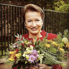 Hana Maciuchová jako Miriam Hejlová vyučovala na gymnáziu a platila za přísnou, ale spravedlivou profesorku. Roli zvládla se sobě vlastní bravurou a naprosto uvěřitelně. Jejím uličním životem prošly kromě její největší lásky - syna Jaroslava - také tři další muži: školník s velkým srdcem Vlastimil Pešek, bývalý manžel Cyril Hejl a nakonec i policejní vyšetřovatel major Peter Kadlec. 