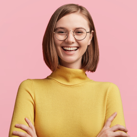 Oválnému obličeji bude slušet téměř cokoli.