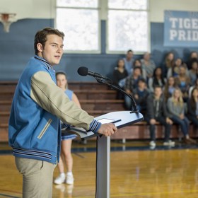 Spousta herců se nejdříve setkala s psychology, kteří jim pomohli pochopit jejich postavy.