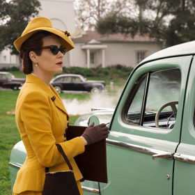 Seriál Ratchedová se zabývá stejnojmennou sestrou známou z filmu Přelet nad kukaččím hnízdem. Snaží se vysvětlit, jak může za dokonalým zevnějškem postupně vyrůst zlo.