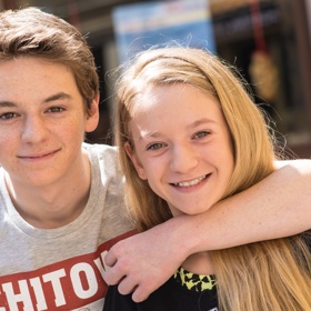 Matyáš a Anna-Marie Valentovi se objevují v Ulici téměř od prvních dílů. Zatímco Emina linka se teď trochu vytratila, Franta má v ději prostoru dost...