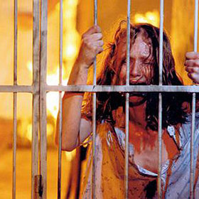 Byť snímek vychází z reportáží Josefa Klímy, velkou inspirací režiséra Filipa Renče byl slavný Přelet nad kukaččím hnízdem.