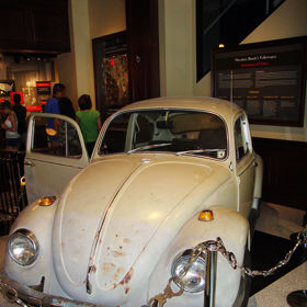 Brouk, v němž Ted Bundy převážel některé z obětí, jejichž biologické stopy se našly po celém interiéru.