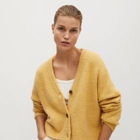 Když vyrazíte ven, budou víc trendy než obyčejný svetr a zároveň pohodlnější než košile.