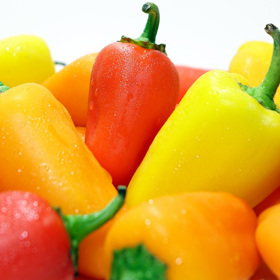 Papriky se liší barvou, ale i chutí.