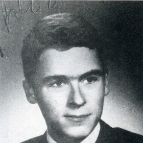 Ted Bundy (24. listopadu 1946) se po svém zatčení stal celebritou a idolem žen.