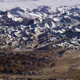 Takto vypadá Everest při pohledu z vesmírné stanice ISS.