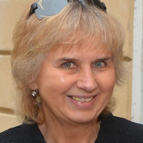 Jarmila Machová předsedá českým včelařům už šest let. Pro svaz ale pracuje víc než čtvrt století.