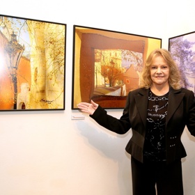 Eva Pilarová nebyla jen zpěvačkou, ale věnovala se také digitální fotografii, která ji v posledních letech doslova uhranula. A svá díla často vystavovala.