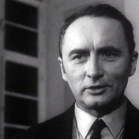 Jiří Adamíra se dokázal podívat na svět s nadhledem, ale ne povýšeně. Za svými názory si stál, i když se to nehodilo.