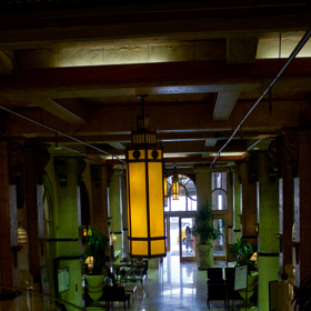 V roce 1985 se v něm ubytoval sériový vrah Richard Ramirez.