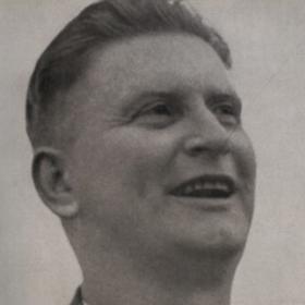 Jan Antonín Baťa byl nevlastním bratrem Tomáše Bati, spoluzakladatele obuvnického impéria.