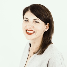 Koučka Renata Strnadová může poradit, jak postupovat v případě, kdy si na zaměstnance šéf zasedne. Co dělat a jak se zachovat? Ustoupit nebo bojovat? 