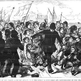 Zatímco v USA fosfor zakázali, v Británii majitelé továren dlouho nechtěli ustoupit. To vyvolalo protesty.